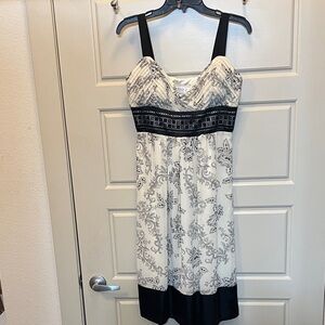 Size 8 Eliza J women’s Elegant Black and White Patterned Dress babydoll